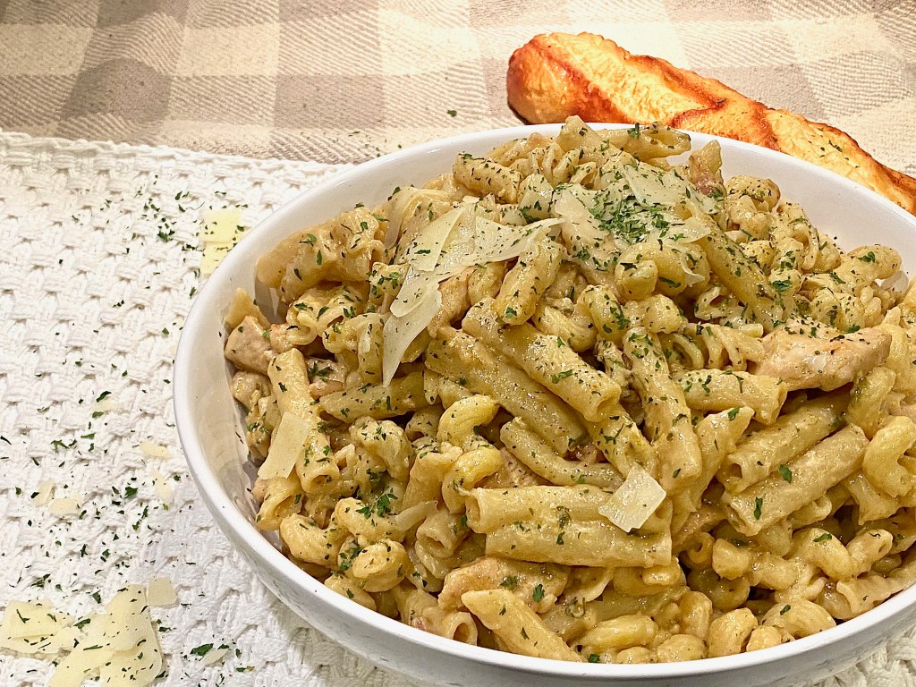 Garlic Chicken Parmesan&nbsp;Pasta
