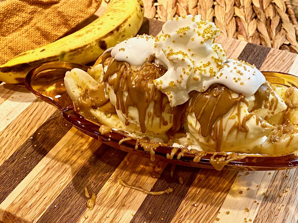 The OG Banana Split Will Be Getting Replaced By Ms.&nbsp;Fluffernutter!