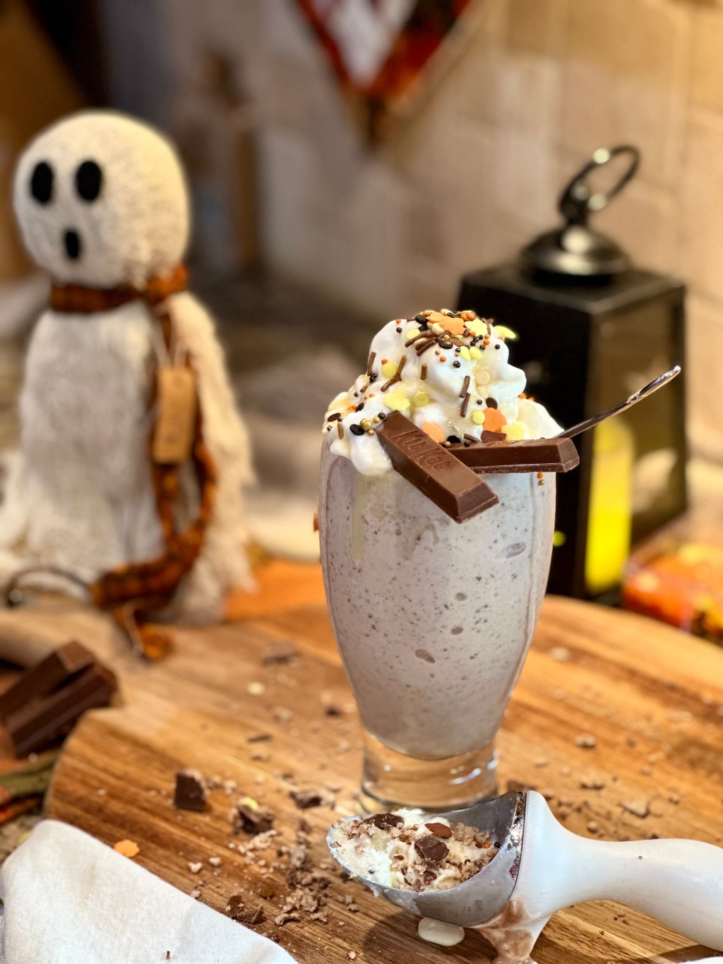 Delicious Halloween Milkshake: Easy Recipe &&nbsp;Tips